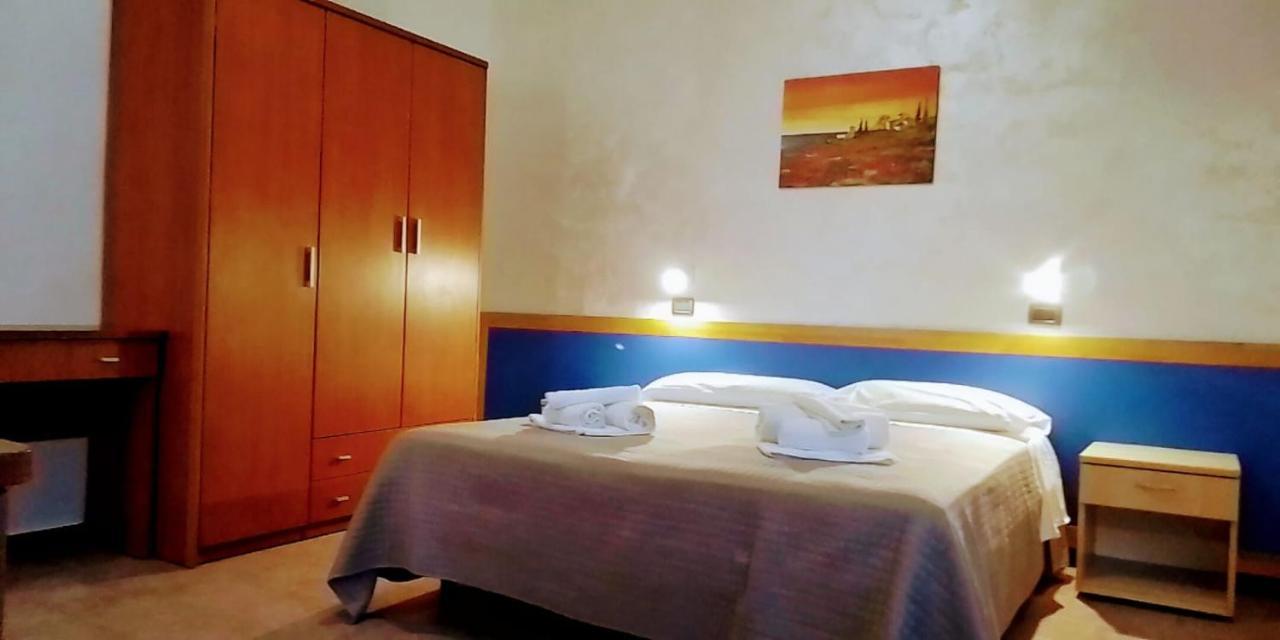 Residence Igea Rimini Buitenkant foto